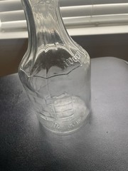 Mogen David Wine Corp Clear Glass Wine Bottle 4/5 Quart Collectible