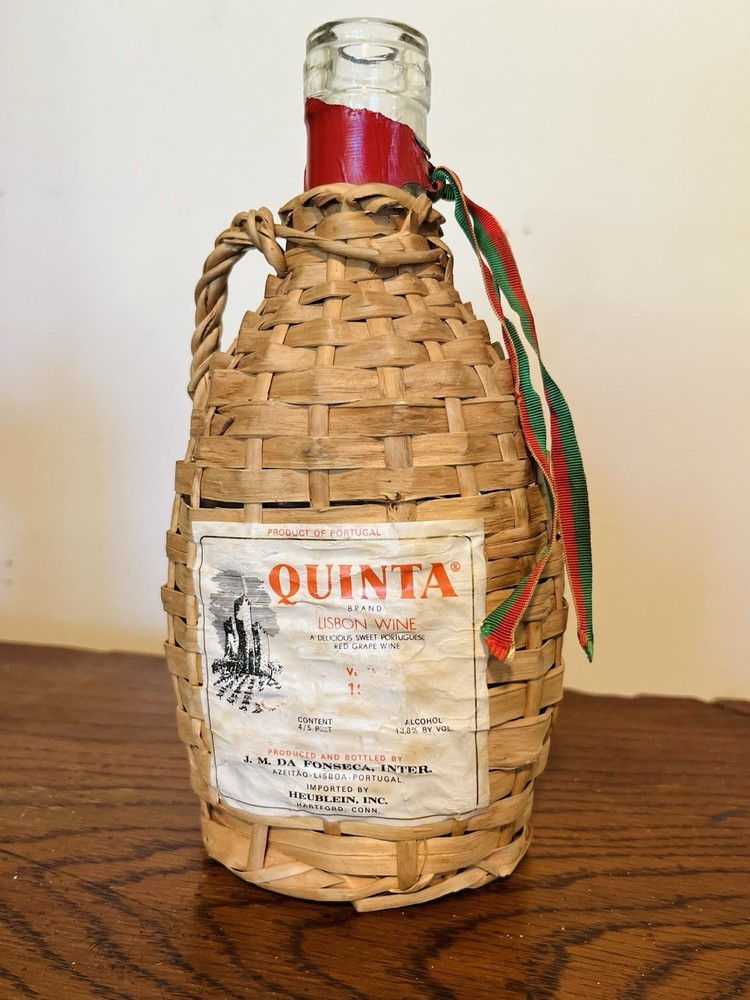 Vintage Wicker Wrapped Glass Quinta Lisbon Wine Bottle 1967 VASE DECOR 7 1/2&Prime;