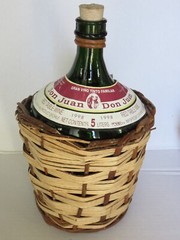 DON JUAN DEMIJOHN JEROBOAM 5 LITRES WICKER WRAPPED GREEN BOTTLE CORKED