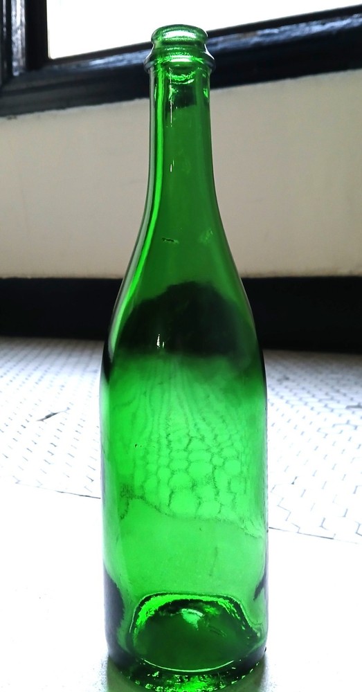 vtg emerald green champagne bottle probably 1970s or 60s