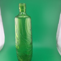 Gallo ripple wine bottle 4/5 quart rare vintage Green embossed scrolls in bottle