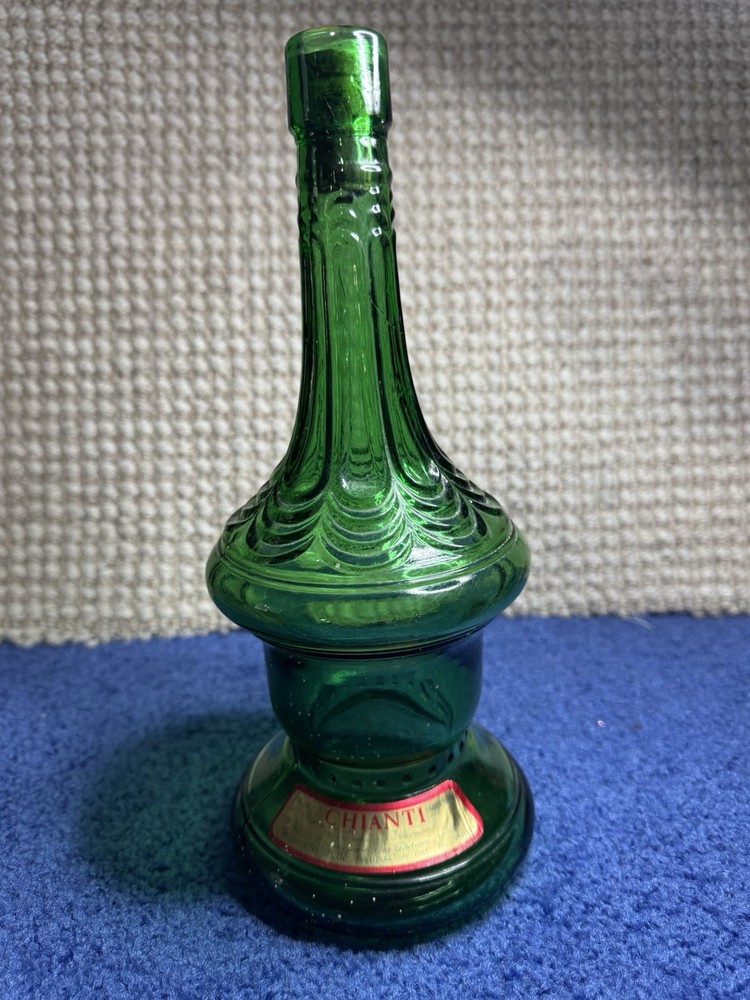 CHIANTI Vintage Italian Cevin Cut Green Glass Italian Wine Bottle.