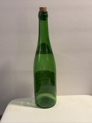 Vtg. Moselle Luxembourgeoise Elbling Wine Caves De Wellestein 1979 Bottle & Cork