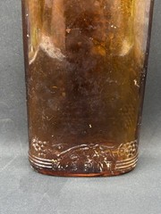 Vintage Bardenheier&rsquo;s Wine Amber Glass Embossed Pint Flask Bottle 1930s-1950s