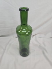 Vintage Emerald Green Glass Empty Wine Bottle 12” Tall Great Condition Hourglass