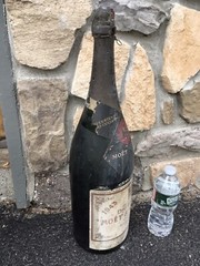 RARE HUGE 1943 MOET CHANDON CHAMPAGNE DISPLAY BOTTLE GLASS ADVERTISING CENTENARY