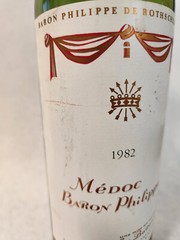 Vintage Rare – 1982 – Medoc Baron Philippe – Collectible Empty Wine Bottle