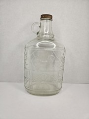 Vtg 1/2 Gal. Glass Wine Decanter Embossed Grape/Vine Design Bottle w/Lid Handle