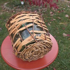 Vintage Sangria Wine Demijohn Jug Wrapped in Wicker Rattan Straw 1 Gallon Spain