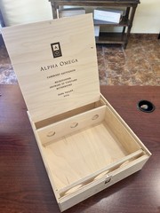 ALPHA OMEGA WOODEN WINE BOX – BECKSTOFFER GEORGES III – 2023 – RARE
