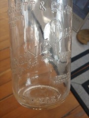 GARRETT & CO INC BOTTLE VIRGINIA DARE WINE BOTTLE NEW YORK GARRETT AMERICAN