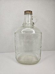 Vtg 1/2 Gal. Glass Wine Decanter Embossed Grape/Vine Design Bottle w/Lid Handle