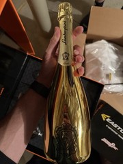 Lamborghini Gold Wine Bottle Gift Box Set w/ 2 Glasses (Since 1968)