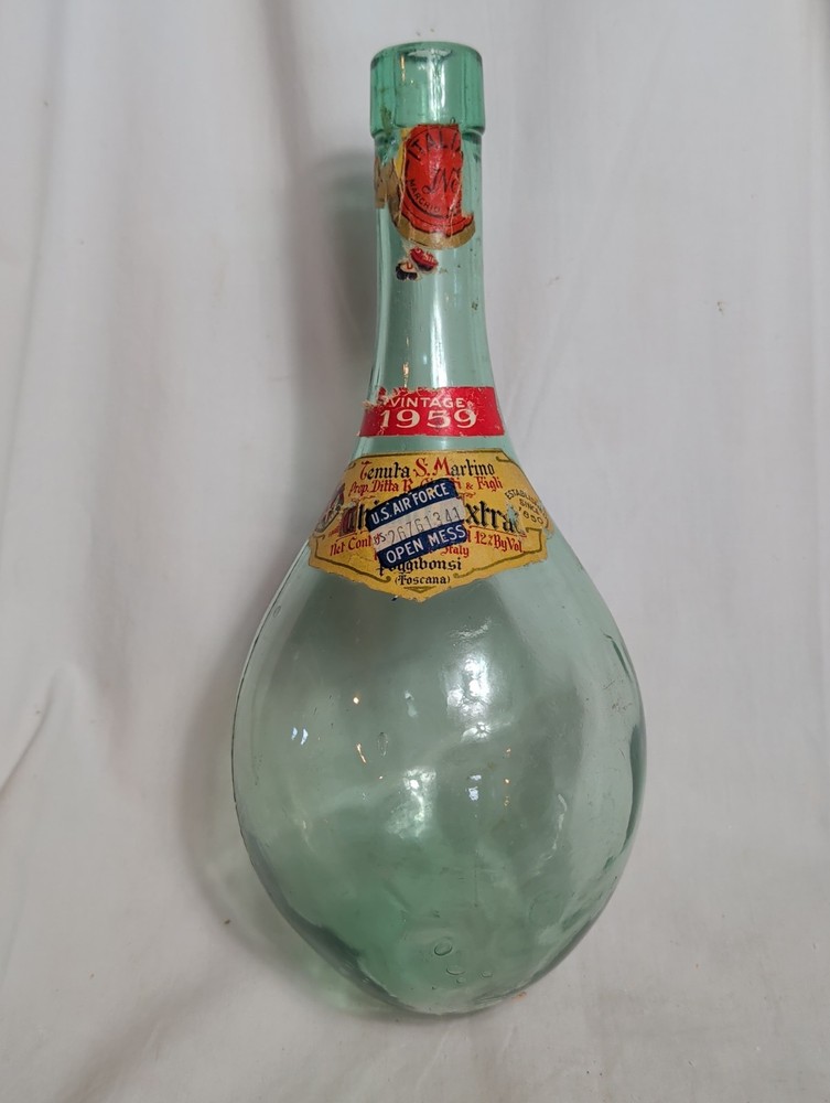 Vintage 1959 Italian Chianti Wine Bottle Fiasco US Air Force Open Mess Glass