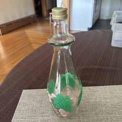 Vintage hand painted 4/5 Quart Wine Bottle (Item SB30)