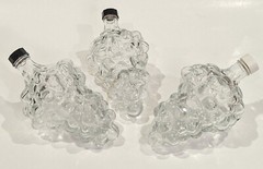 Lot/3 Vintage Grape Bunch Shaped Decanters Clear Glass Bottle Screw Cap 7 oz 6&Prime;L