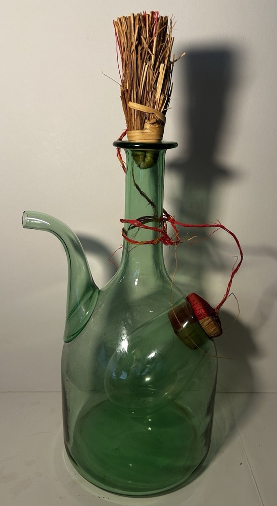 Vtg. Italian Hand Blown Green Glass Wine Decanter w/ice Chamber Stopper 13&Prime; MCM