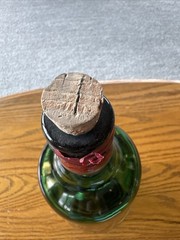 STUNNING-1972 COSTA DO SOLPortuguese Rose Half Gallon Green Wine Bottle W/ Cork