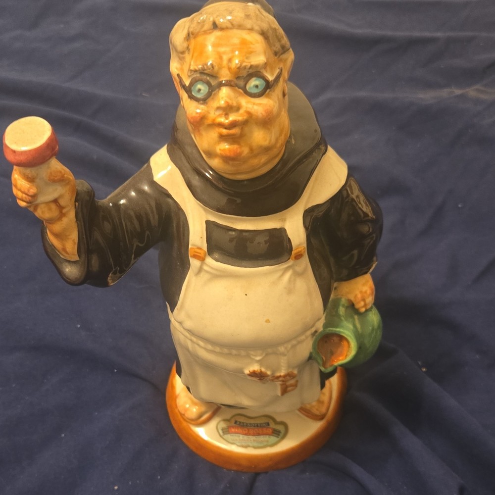 Barsottini Vino Rosso Red Wine Figural Monk Bottle 1969 Italy 24oz