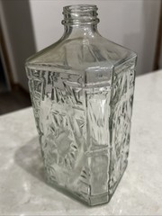 Vintage Monarch Wine Co, Inc Manischewitz Brooklyn, N.Y. Empty 1 Quart Bottle