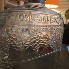 Vintage Glass Grapevine Embossed Wine Bottle Jar 1/2 Half Gallon Screw Lid