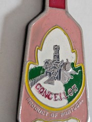 VINTAGE MINI CLOISONNE FIGURAL KNIFE Portugal CONCELLOS Rose WINE BOTTLE w/case