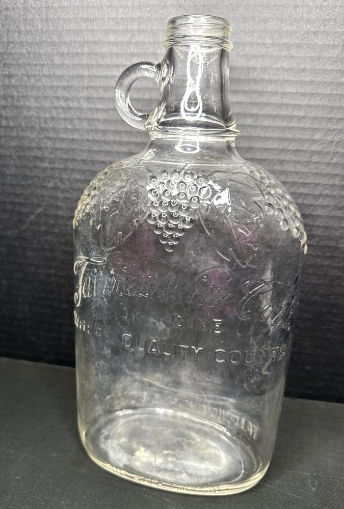 Empty Vintage FAIRVIEW WINE of MAINE Clear Glass Bottle 1/2 Gallon Jug Grapes