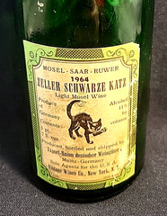 Zeller Schwarze Katz German Wine Bottle Embossed Gold Cat 12.75&Prime; tall