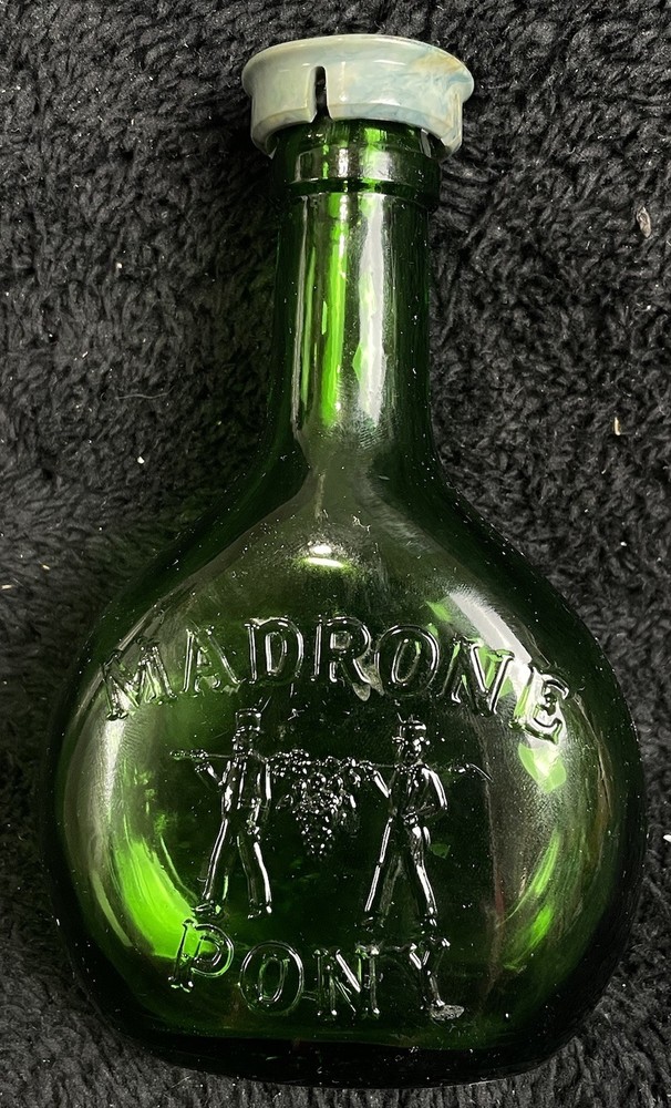 Almaden Madrone Vinyards Pony Bottle Green w/ Lid Vtg – EXCELLENT!