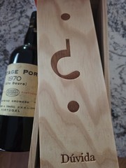1970 VINTAGE PORT WINE BOTTLES BORGES & IRMAO AND NIEPORT WITH WOOD CRATE EMPTY