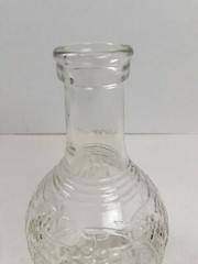 Vintage 4/5 Quart Glass Wine Bottle Decanter 8&Prime; tall Grapes & Leaves Design 422