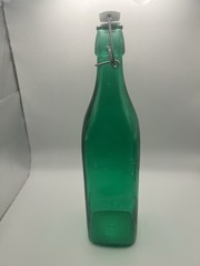 Vintage GLASS WINE BOTTLE Hermetic Lid Green 1L 34 oz. ITALY Rectangular Used