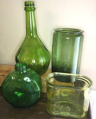 VTG GREEN GLASS EMBOSSED VASE EC BRODY CAPE MAY BITTER CATHEDRAL 15 BOTTLE LOT