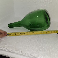 Vintage Mateus Green Glass Wine Bottle Produce of Portugal, SOGRAPE, 1Pt. 9 Oz