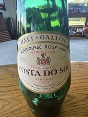 STUNNING-1972 COSTA DO SOLPortuguese Rose Half Gallon Green Wine Bottle W/ Cork