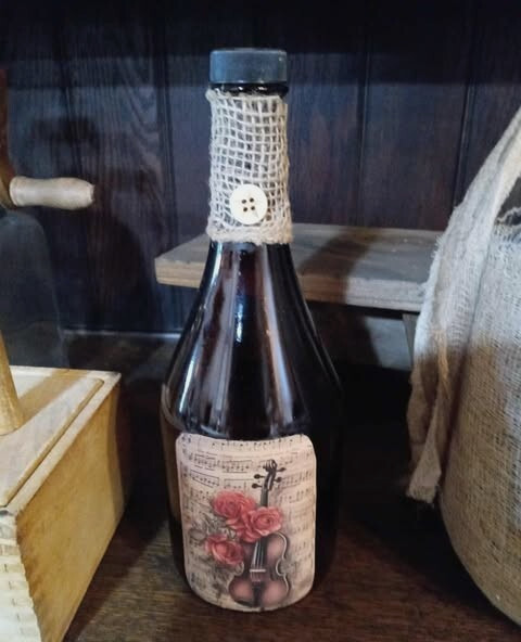 Hand Crafted Decorated Amber Wine Bottle