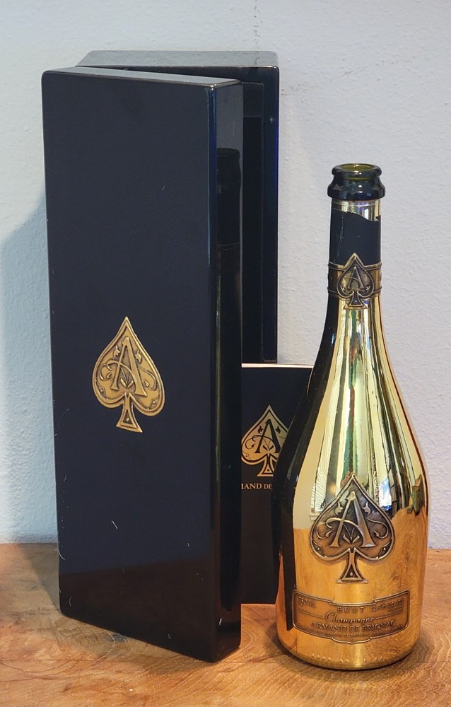 Champagne ARMAND DE BRIGNAC Gold Bottle w/Limited Edition Black Lacquer Box