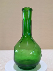 1910&rsquo;s Emerald Green ROYAL MINT SAUCE Antique Bottle 6.25&Prime; H USA Made
