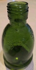 Vintage Wine World Mini Green Glass Bottle with Lid 6.3 fl.oz. 1979 Collectible