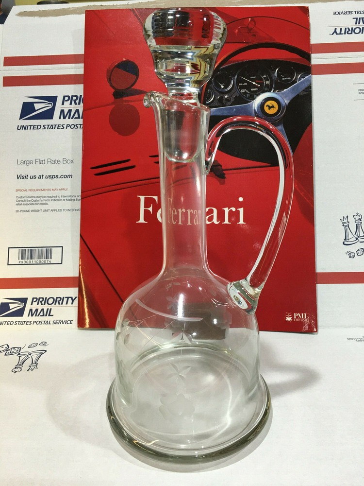 750 ML BEAUTIFUL GLASS WINE DECANTER WITH ETCHING 14.5&Prime; TALL 6.5&Prime; WIDE AT BASE