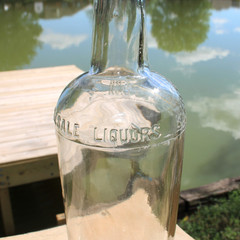RARE ORIGINAL “ SAM BAUMGARTEN  » WHOLESALE LIQUOR & CO BOTTLE » MEMPHIS TENN « 