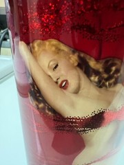 Marilyn Monroe 2003 Velvet Collection Empty Wine Bottle