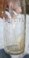 Vintage Garrett & Co Virginia Dare Wine Bottle New York Embossed  4/5 Quart