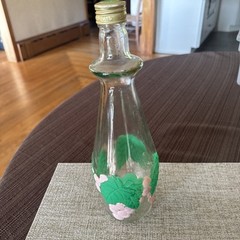 Vintage hand painted 4/5 Quart Wine Bottle (Item SB30)
