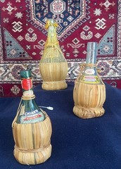 3ea Assorted CHIANTI EMPTY ITALY WINE BOTTLES VINTAGE Raffia Wrapped A0105
