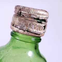 Vintage E & J GALLO RIPPLE Wine Green Flavor Guard ⅘ Pint GLASS BOTTLE