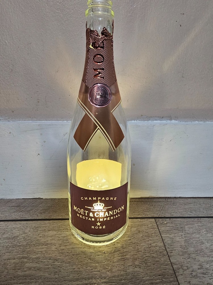 1 Empty Moet Chandon luminous ligth up Champagne Imperial 750 ML Gold Bottle ,