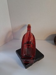 VTG! 1960&rsquo;s Crimson Red Glass »Wine Bottle In A Basket » Figure; « La Mediterranea »