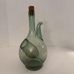 Vintage Hand Blown Wine Decanter W/ Spout & Ice Pocket Green Excellent Condition