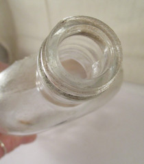 REX BRAND CALIFORNIA WINE SHERRY ONE PINT EMBOSSED GLASS BOTTLE YOUNGSTOWN OH